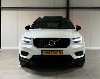 Volvo XC40 Volvo XC40 1.5 T5 Twin Engine R-Design Pano Carplay ACC NAP - afbeelding nr 7