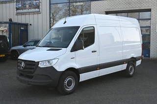 Mercedes-Benz eSprinter 314 L2H2 Pro 56kWh