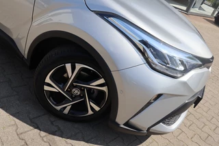 Toyota C-HR Toyota C-HR 1.8 Hybrid Dynamic Plus Dodehoek/Winterpakket/Parkeersensoren - afbeelding nr 32