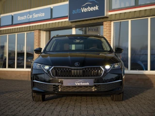 Škoda Octavia Škoda Octavia Combi 1.5 TSI MHEV Business Edition Plus | Matrix LED | Lounge Interieur | Chrome pakket | Stoel-, Stuur- & voorruitverwarming | Navi 13inch | Wireless App-connect | El. achterklep m.sensor | ACC - afbeelding nr 12