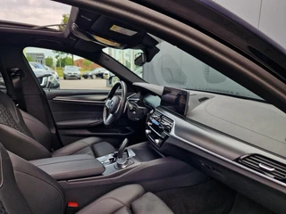 BMW 5 Serie BMW 5-serie Touring 530e /Laser /Pano /HUD /Garantie - afbeelding nr 16