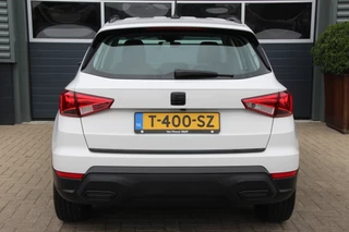 SEAT Arona SEAT Arona 1.0 TSI Reference | CarPlay | Camera | Navi | Airco | Cruise | Lane assist | Front assist | Seat connect | LMV18'' Goede banden | Rijdt erg zuinig | Hoge instap | Zeer nette auto - afbeelding nr 8