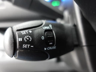 Opel Vivaro-e Opel Vivaro-e L3H1 Edition 75 kWh Automaat Airco Navigatie Cruise Control WLTP 317 km actieradius - afbeelding nr 16