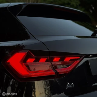 Audi A1 Sportback Audi A1 Sportback 30 TFSI S Line edition one |LED | LEER | - afbeelding nr 24