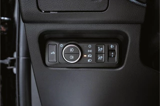 Ford Ranger Ford Ranger 2.0 TDCI 205PK Aut. 2-Zits Wildtrak NAVI | LEDER | 360 camera | Adapt. Cruise Control | Apple Carplay | Android Auto | - afbeelding nr 18