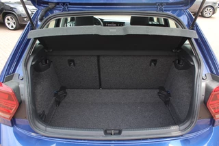Volkswagen Polo Volkswagen Polo 1.0 TSI Highline Automaat 6.712 km! / NIEUWSTAAT! / Camera / Virtual Cockpit / Navigatie / Apple CarPlay / 16'' / Climate Control / Parkeerhulp V+A / ACC - afbeelding nr 16