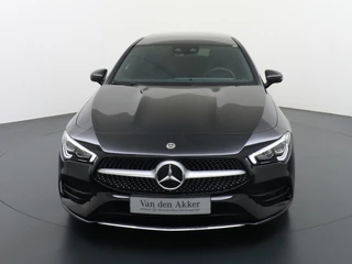 Mercedes-Benz CLA Mercedes-Benz CLA Shooting Brake 200 AMG // Panoramadak // Sfeerverlichting // Privacy Glas // 19