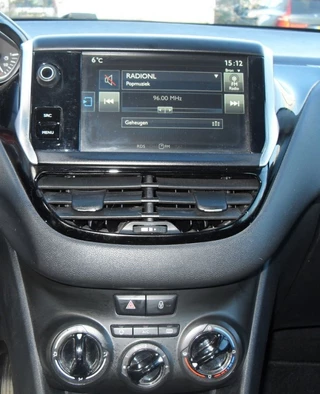 Peugeot 208 - afbeelding nr 16