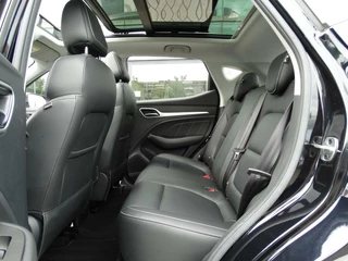 MG ZS EV MG ZS EV Luxury 45 kWh Panoramadak / Leder / Carplay - afbeelding nr 16