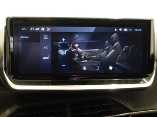 Peugeot 2008 Peugeot 2008 1.2 PureTech 130pk Automaat Allure | Navigatie | Apple Carplay/Android | Auto 360 camera | Parkeersensoren | Blind Spot Assist | Adaptive Cruise Control | Stoelverwarming | Getinte ramen | Climate Control - afbeelding nr 24
