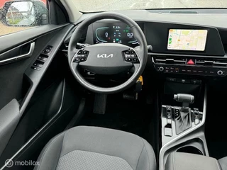 Kia Niro Kia Niro 1.6 GDi PHEV DynamicLine / Plug-in Hybride / Volledig elektrisch rijden 55 km / Apple Carplay of Android auto / Stoel en stuurverwarming / dealeronderhouden fab garantie 7 jaar / 150.000km - afbeelding nr 15