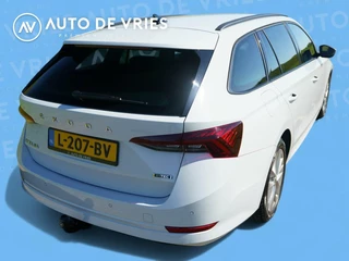 Škoda Octavia Skoda Octavia Combi 1.0 e-TSI 110pk DSG Business Edition | Navigatie | Full LED | Trekhaak - afbeelding nr 28
