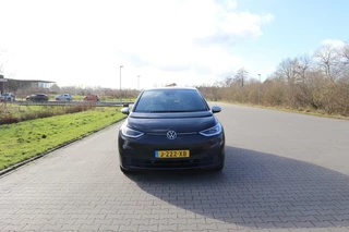 Volkswagen ID.3 Volkswagen ID.3 First Plus 58 kWh 3 fase adaptive cruise lane asist carplay stoel+stuur verwarming sfeerverlichting camera regensensor - afbeelding nr 10