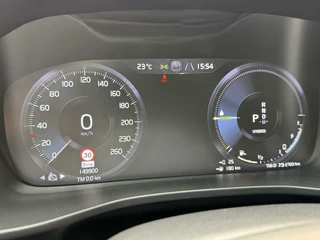 Volvo XC40 Volvo XC40 1.5 T5 Twin Engine R-Design Automaat | Achteruitrijcamera | LED verlichting | Trekhaak uitklapbaar | Stoelverwarming | Climate control | Cruise control adaptief | Dode hoek detectie | Getint glas | Parkeersensoren voor en achter - afbeelding nr 5