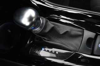 Toyota C-HR Toyota C-HR 1.8 Hybrid Dynamic | Stoel & stuurverwarming |  Adaptive cruise | Camera | Navigatie | Climate control | Keyless - afbeelding nr 20