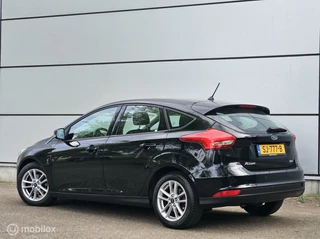 Ford Focus Ford Focus 1.0 Navi |Airco |Cruise |Stuurbed |Lmv |Boekjes - afbeelding nr 4