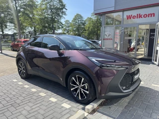 Toyota C-HR Dodenhoekdetectie, Navigatie, Parkeersensoren V + A , All-in Rijklaarprijs - afbeelding nr 39