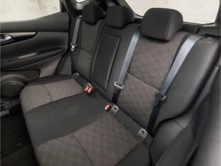 Nissan QASHQAI (PANORAMADAK, NAVIGATIE, CLIMATE, 360 CAMERA, STOELVERWARMING, SPORTSTOELEN, KEYLESS, LED KOPLAMPEN, NIEUWSTAAT) - afbeelding nr 16