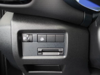 Citroën C5 Aircross Citroën C5 Aircross 136PK EAT6 Hybrid Max | Camera | Dodehoek | PDC v+a - afbeelding nr 25