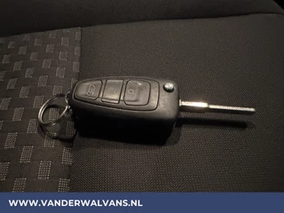Ford Transit Custom Ford Transit Custom 2.0 TDCI 130 pk L2H1 Euro6 Airco | Android Auto | Cruisecontrol | Multimedia scherm | Parkeersensoren Verwarmde voorruit, Stoelverwarming, 2800kg trekvermogen, Bijrijdersbank - afbeelding nr 16