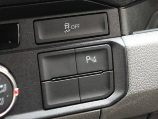 Volkswagen Crafter Volkswagen Crafter 102pk L3H2 / L2H1 Comfortline Executive+ Navigatie Cruise control Parkeersensoren Airco Euro6 - afbeelding nr 18
