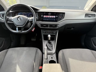 Volkswagen Polo Volkswagen Polo 1.0 TSI Comfortline Business R-Line 2e Eigenaar,Automaat,Navi,Clima,Adapt cruise,Pano,Carplay,PDC V+A,Trekhaak,Elek ramen,Lm velgen,N.A.P,APK tot 02-2026 - afbeelding nr 10