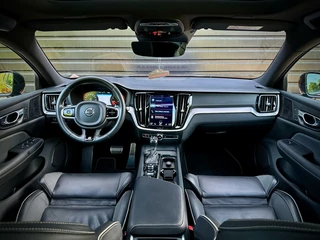 Volvo S60 Volvo S60 2.0 T5 R DESIGN PANO|HUD|HK|PILOTASS|BLINDSPOT VOL! - afbeelding nr 27