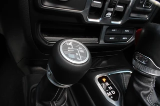 Jeep Wrangler Jeep Wrangler 4XE 380 SAHARA / Plug In Hybrid / My Sky open dak / Trekhaak - afbeelding nr 35