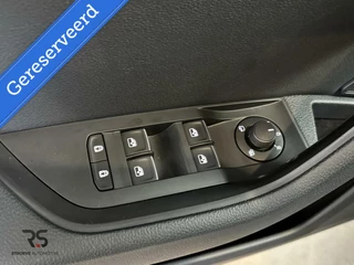 Škoda Superb Skoda Superb Combi 2.0 TDI 150 pk DSG Style Buss. | Navi | Pano | ACC | LED | Leder | Canton | 19