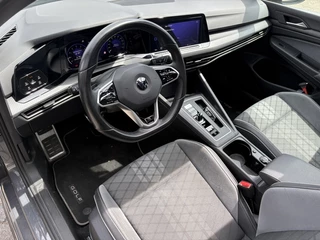 Volkswagen Golf Volkswagen Golf 1.5 eTSI R-Line Trekhaak/Pano/Digitaaldasboard/BTWAUTO - afbeelding nr 7