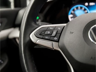 Volkswagen Golf Volkswagen Golf 1.0 TSI Sport (APPLE CARPLAY, GROOT NAVI, MEMORY SEATS, ALCANTARA, CAMERA, SPORTSTOELEN, KEYLESS, LM VELGEN, LED KOPLAMPEN, NIEUWSTAAT) - afbeelding nr 21