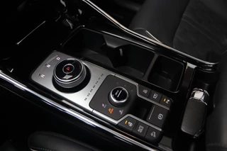 Kia Sorento Kia Sorento 1.6 T-GDI 4WD / PANO / KEYLESS / HUD / 360 / VOLLEDIG UITGEVOERD! - afbeelding nr 29