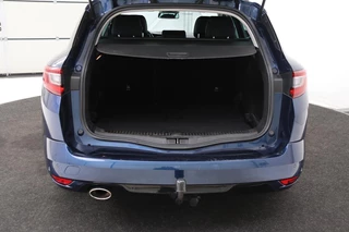 Renault Mégane Renault Mégane 1.3 TCe Bose | Trekhaak | Camera | Navigatie |  Keyless | Massage | Carplay | Dodehoek detectie | Climate control | Cruise control - afbeelding nr 9