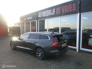 Volvo V60 Volvo V60 2.0 B4 Momentum HK-Sound/Memory/Leder/18Inch/Trekhaak - afbeelding nr 7