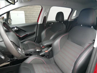 Peugeot 2008 Peugeot 2008 1.2 PureTech GT-line Dealer onderhouden| Carplay - afbeelding nr 20