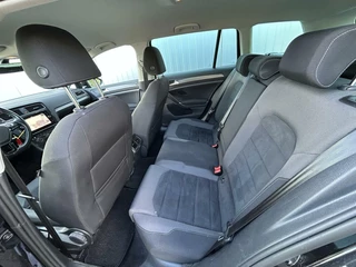 Volkswagen Golf Volkswagen Golf Variant 1.0 TSI 116pk DSG AUTOM. Comfortline Business NAVI + CAMERA + CARPLAY I STOELVERWARMING - afbeelding nr 26