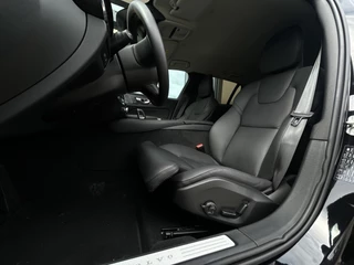 Volvo V60 Volvo V60 2.0 T6 Plug-in hybrid AWD Plus Dark - afbeelding nr 3