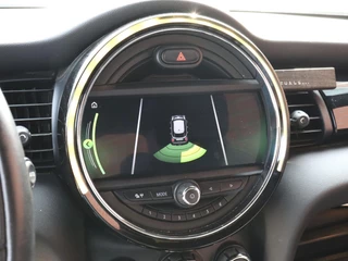 MINI One Mini Mini 1.5 One Automaat Business Edition | Navigatie | PDC | Cruise Control | Airco | 17