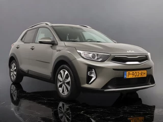 Kia Stonic - Navigatie - Camera - Climate control - Privacy glass - Keyless entry - Fabrieksgarantie tot 05-2029 - afbeelding nr 12