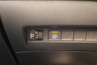 Peugeot e-208 Peugeot e-208 EV Allure Pack 50kWh -ECC-PDC-CAM-DAB- - afbeelding nr 19