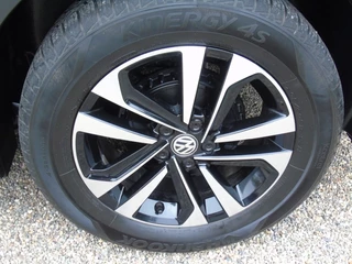 Volkswagen T-Cross Volkswagen T-Cross 1.0 TSI United Edition - 2020 - 32DKM - Navigatie - PDC - Cruise - afbeelding nr 13