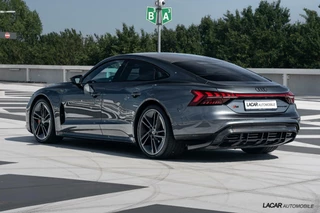 Audi e-tron GT Audi e-tron GT RS 598 pk I NP 186k I Carbon I RS design rood - afbeelding nr 42