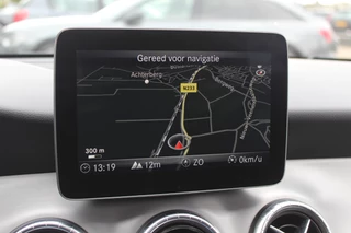 Mercedes-Benz CLA Mercedes-Benz CLA Shooting Brake 180 / Panoramadak / Camera / Half leder / Navigatie / 18'' / LED Koplampen / Stoelverwarming / Cruise Control - afbeelding nr 22