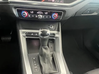 Audi Q3 Audi Q3 35 TFSI Advanced AUTOMAAT NL AUTO Lichtmetalen velgen 20