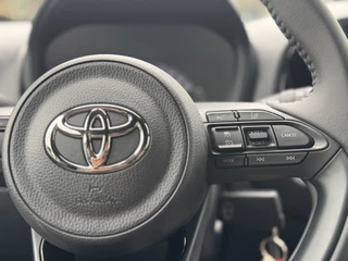 Toyota Aygo Toyota Aygo X 1.0 VVT-i MT Play + Red Pack Apple/Android, Cruise, Voorstoelen verwarmd , All-in Rijklaarprijs - afbeelding nr 21
