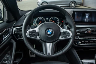 BMW 5 Serie BMW 5-serie Touring 540i xDrive High Executive, Leder, Pano - afbeelding nr 13