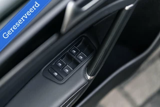 Volkswagen Golf Volkswagen Golf 2.0 TSI 4Motion R Performance Pano Akra DCC - afbeelding nr 48