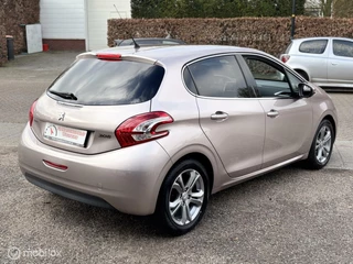 Peugeot 208 Peugeot 208 1.2 PureTech Allure stoelverwarming 5drs lmv - afbeelding nr 4