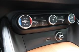 Alfa Romeo Stelvio Alfa Romeo Stelvio 2.0 T Q4 280PK FIRST EDITION/PANO/STOEL.STUUR.VERW/KEYLESS - afbeelding nr 30