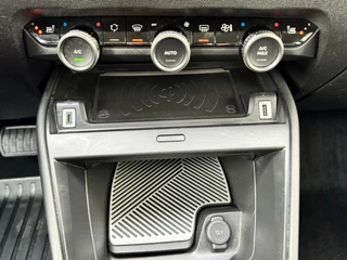 Citroën C4 Citroen C4 1.2 PureTech Shine Cruise control Parkeersensoren plus camera Carplay Stoelverwarming - afbeelding nr 6